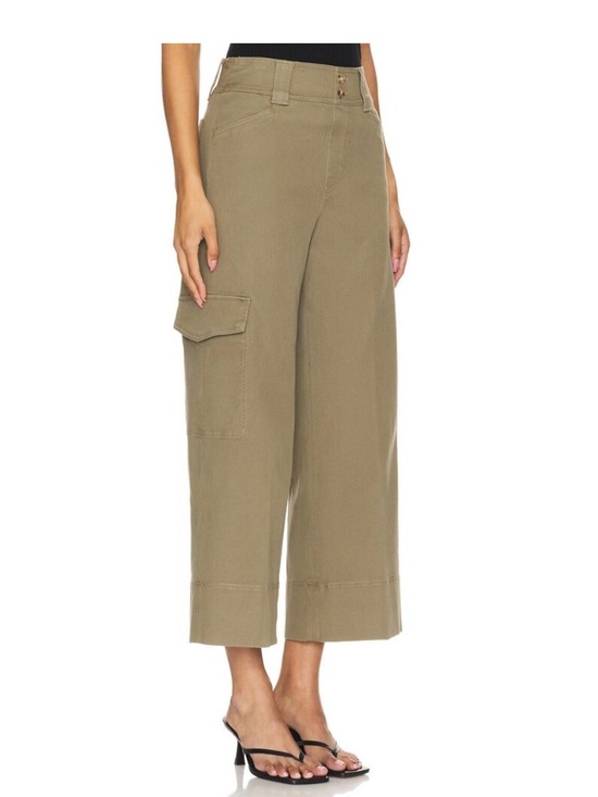 SPANX Pants - SPANX Olive Green Cargo Capris